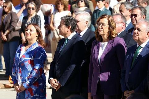 CUATRO.12 de Octubre