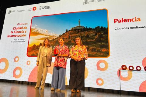 La alcaldesa de Palencia, Miriam Andrés, asistió al acto celebrado en Picanya (Valencia.