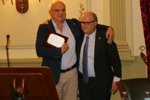 El presidente del Palencia Baloncesto, Gonzalo Ibáñez, pronunció un emotivo pregón apelando al orgullo de quienes habitan en esta ciudad.