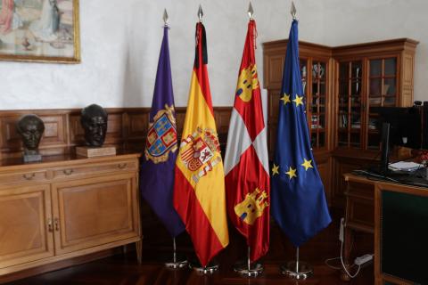 El consistorio capitalino quiere expresar su más sentido pésame y su solidaridad con las familias de las personas fallecidas, así como su apoyo a todas las personas afectadas por este trágico suceso.
