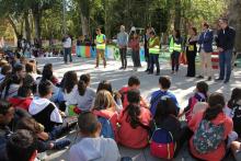 Súper Agropal ha colaborado en la organización del acto con la aportación de un almuerzo saludable con piezas de fruta para estos jóvenes.