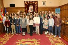 La alcaldesa anunció que serán ellos los encargados de llevar a cabo el encendido de la iluminación navideña el 5 de diciembre.