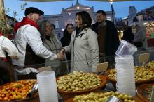 Se podrá visitar en horario de 11:00 h a 14:30 h y de 17:00 a 22:30 h.