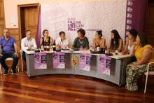 Un momento de la rueda de prensa ofrecida en la sala de concejales del Consistorio.