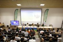 Expertos de Renault, Zunder y periodismo especializado acercaron a los alumnos de FP las claves del futuro eléctrico e híbrido.