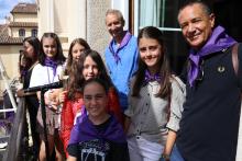 Los niños reivindican el poder de la música como transmisora de alegría. 