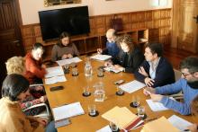 La sala de concejales acoge la celebración de la Junta de Gobierno Local.