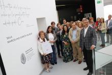 El espacio cultural incorpora este homenaje a propuesta de la Institución Tello Téllez de Meneses en un acto con presencia de la familia y representantes municipales.
