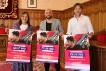 El artista gaditano ofrecerá un concierto gratuito de la mano de Cadena 100 el próximo 7 de junio en el Teatro Principal de Palencia