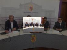 Imagen Firma del convenio de los convenios colaborativos con el C. Atlético y Maristas