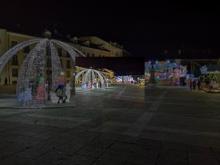 Imagen La Plaza de la Inmaculada acoge desde hoy la 'Feria de la Navidad' con atracciones infantiles y un gran belén luminoso