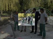 Imagen El Ayuntamiento está mejorando la imagen del Parque Isla Dos Aguas con la construcción de la pista de atletismo y la renovación de su zona infantil