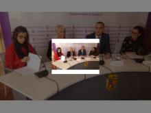 Imagen Palencia pone en marcha la segunda edición del programa 'Ningún abuelo sólo esta Navidad'