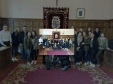 Imagen Alumnos del Liceo René Cassin de la localidad francesa de Tarare visitan el Ayuntamiento de Palencia