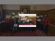 Imagen El Alcalde entrega los diplomas a los 33 alumnos de los cursos de formación para personas con discapacidad y en riesgo de exclusión social sufragados por el URBAN