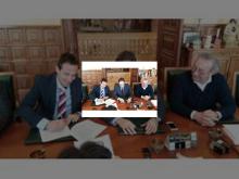 Imagen ​El Alcalde firmó la nuevas condiciones del crédito vigente por valor de 3 millones de euros con Banco CEISS