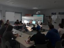 Imagen La Asociación de Jóvenes Empresarios asesora a los integrantes del Programa Yuzz en gestión de trámites con la administración