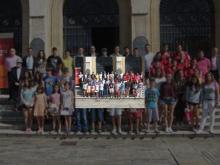 Imagen El Alcalde repartió 10.700 euros en becas a los deportistas palentinos con mejores resultados durante 2013