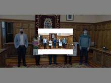 Imagen Ayuntamiento y Palencia Abierta se unen para sacar adelante la iniciativa 'Cuenta Consumo Palencia' que movilizará un millón de euros en compras entre las empresas palentinas