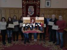 Imagen Los palentinos han decidido con sus votos que la Floristería Pétalos de la Avenida San Telmo se alce con el premio del público dentro del Concurso de Escaparates Navideños