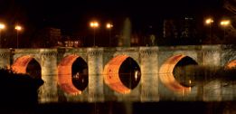 Imagen imagen nocturna puente mayor